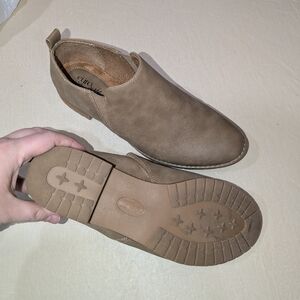 Eurosoft by Sofft Womens 10 ankle boot professional casual minimalist